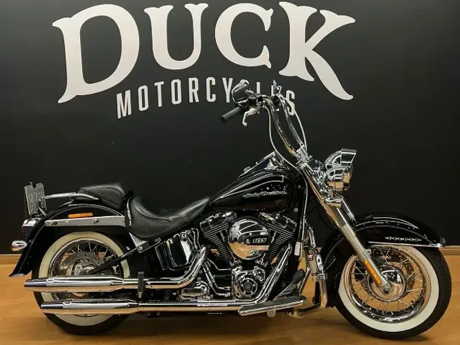 Harley Davidson Deluxe