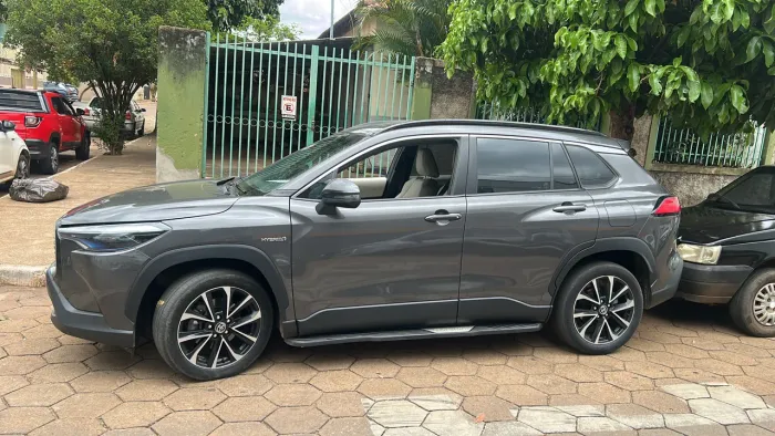 Urgente Toyota Corolla Cross XRX híbrido) 2022