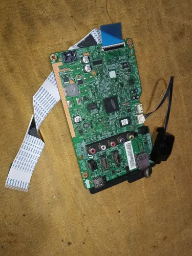 Placa principal tv Samsung un32j4000ag completa 