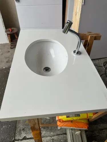 Pia de banheiro quartzo branco 