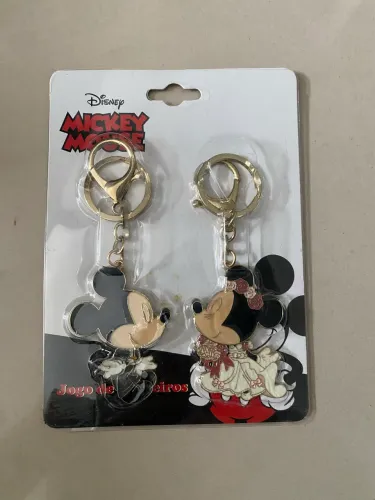 Par de Chaveiros Mickey e Minie