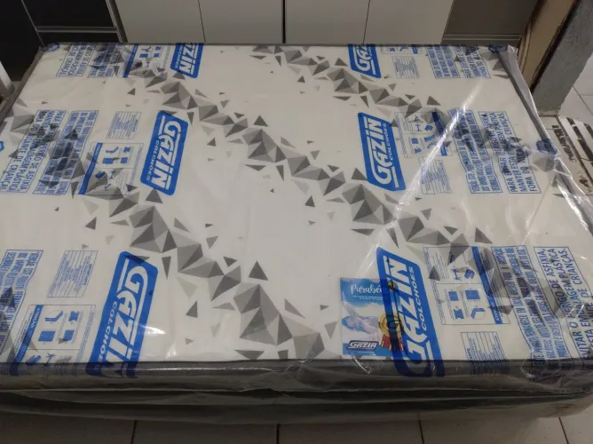 Cama box casal NOVAS na embalagem 