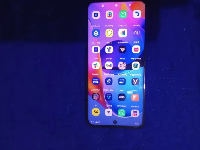 Smartphone moto G14 zerado ainda