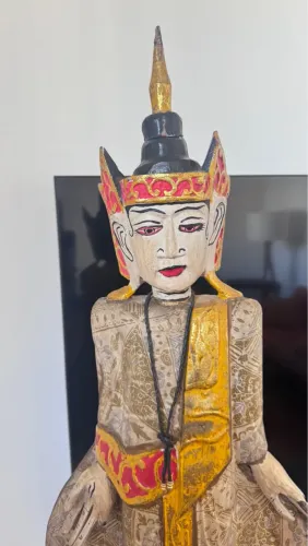 Buda tibetano escultura em madeira 