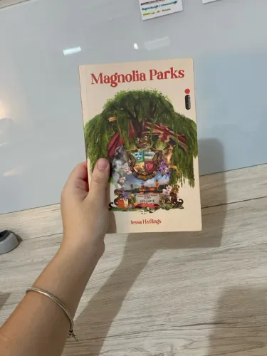 LIVRO MAGNOLIA PARKS - JESSA HASTINGS