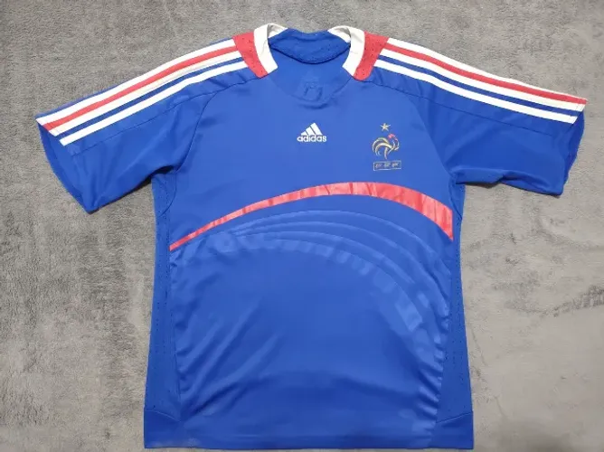 Camisa Oficial França Adidas 2008 (Eurocopa), tamanho 12 a 14 anos (46x60cm). Impecável!