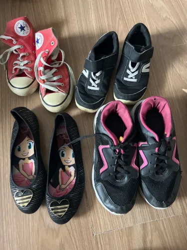 Lotes de Calçados Infantis - Vários Modelos e Marcas