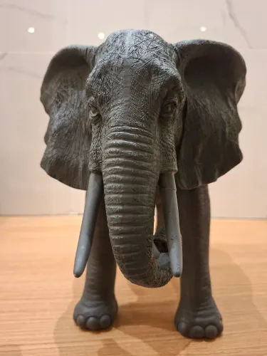 Escultura de Elefante Decorativa