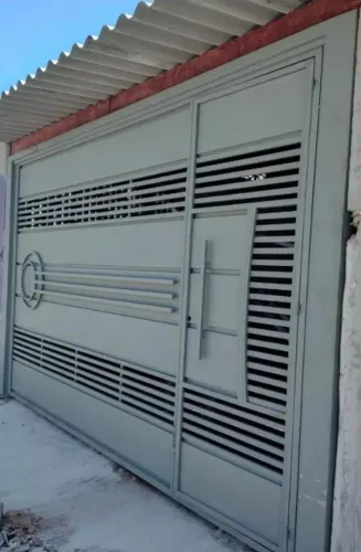 Portão Basculante 4.30x2.50 Ferro Galvanizado