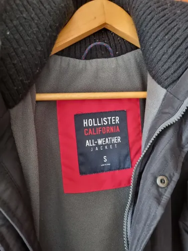 Jaqueta hollister seminova 