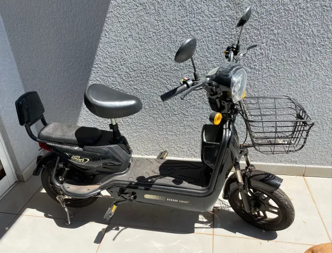 Vendo bicicleta elétrica Eco350 Smart com baterias novas.