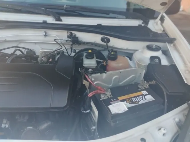 Renault Sandero Authentique Hi-flex MANUAL 1.0 16V 5P 2014