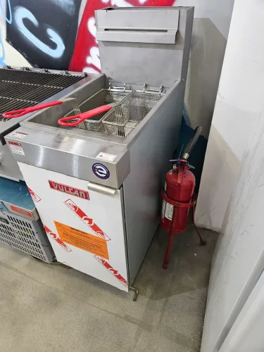 fritadeira industrial a gás vulcan 90.000 BTUS - a pronta entrega
