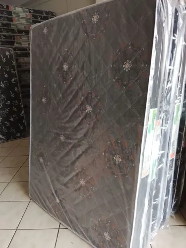 Colchão de casal d20