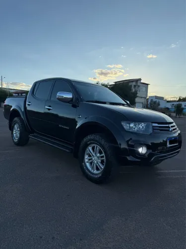 Mitsubishi L200 Triton HPE 3.2 CD TB Int.diesel AUT 2016