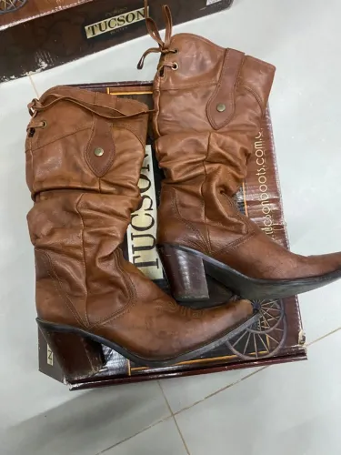 Bota Tucson caramelo 