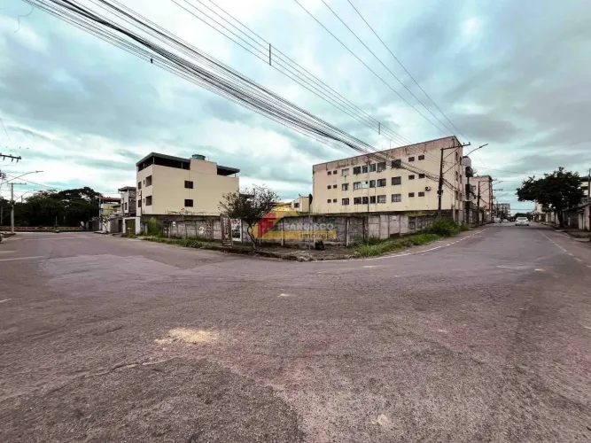 Lote localizado no bairro Esplanada