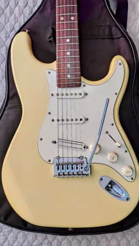 Guitarra Giannini Master Sonic