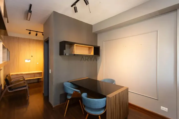 Sala comercial à venda no Batel ARYA1