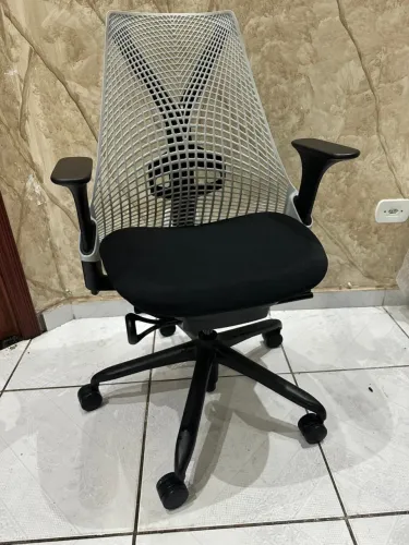 Cadeira Herman Miller Sayl Completa