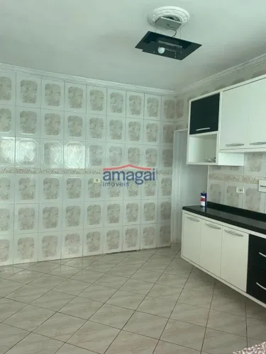 Casa com 4 quartos para venda no Jardim Paraiso