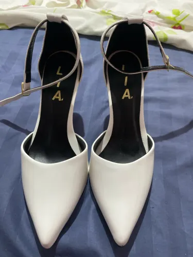 Vendo estes  escarpin