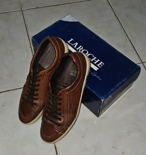 Sapato de Couro TAM 40