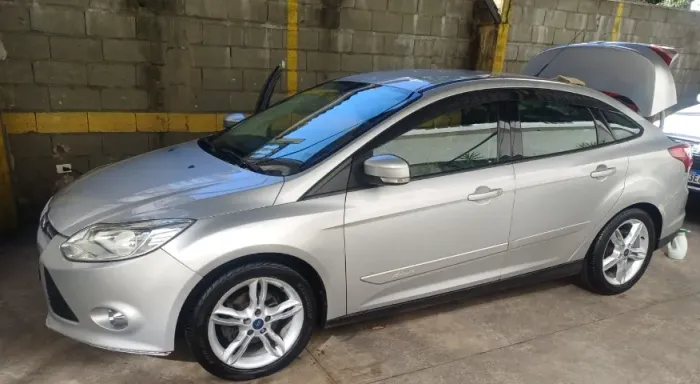 Ford Focus Sedan 2.0 16v/2.0 16V Flex 4P Aut. 2014