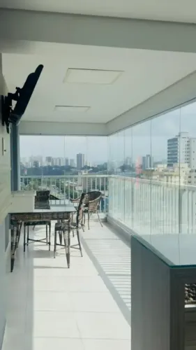 APARTAMENTO COM SACADA GOURMET PRÓXIMO AO VALE SUL SHOPPING