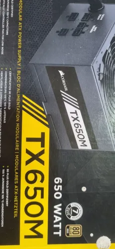 Fonte corsair tx650m