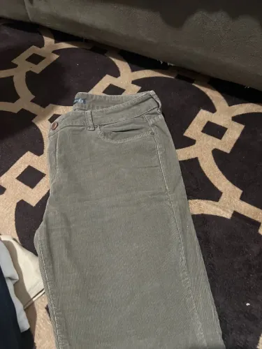 Calça veludo