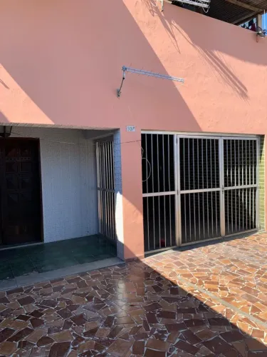 Alugo casa com 3 quartos em Nova Cidade - Itaboraí