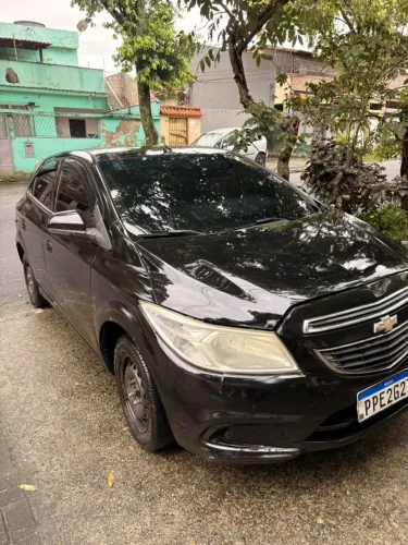 Chevrolet Onix Hatch LT 1.0 8V Flex Power Mec. 4P 2015