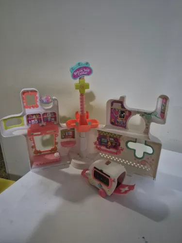 Hospital littlest pet shop original