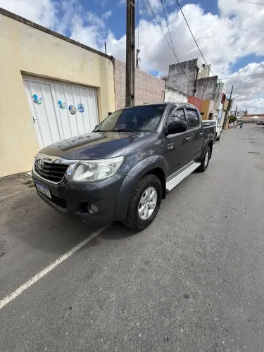 Toyota Hilux CD SR 4X2 2.7 16v/2.7 Flex Aut. 2013