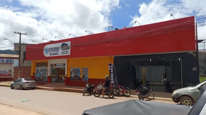 Alugo um ponto completo em frente o Surpermecado Verdurão .