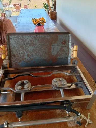 Fogão industrial pequeno com válvula e Chapa de fazer amburgue