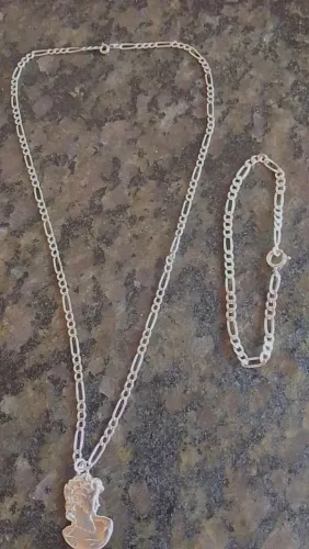 Cordão e pulseira de prata 925