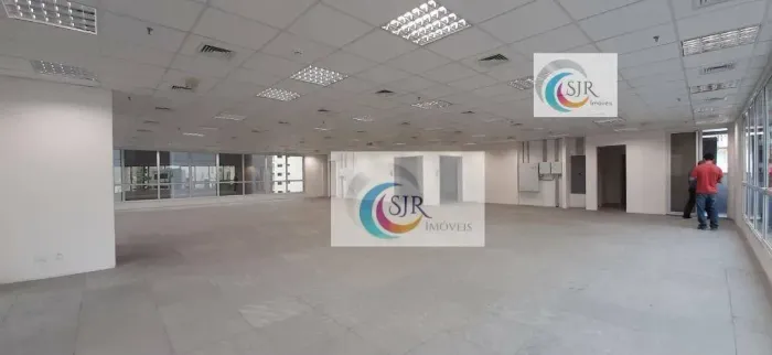 Conjunto Comercial 700,00m² com infra básica pronta e com 16 vagas de garagem!!!