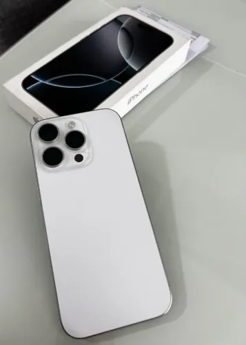 IPHONE 16 PRO - 256GB - ORIGINAL - C/NOTA FISCAL - 96% BATERIA