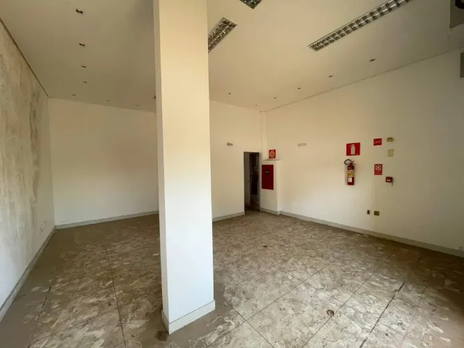 Loja comercial para aluguel em Milionários, Belo Horizonte | 115 m² por R$ 4.300/mês
