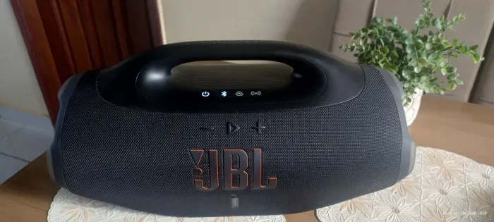 Caixa JBL boombox 4
