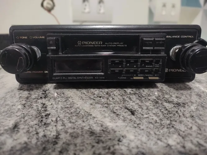 Pioneer ke-1414 (doador de peças ou restauro)