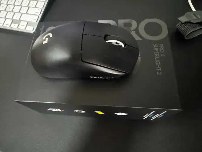 Mouse Gamer Sem Fio Logitech G PRO X SUPERLIGHT - Preto