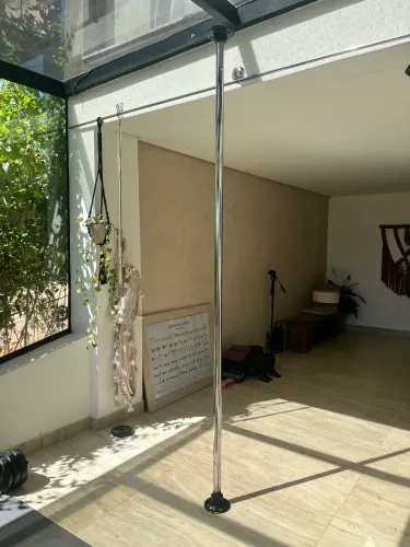 Barra de Pole Dance Giratória de Pressão