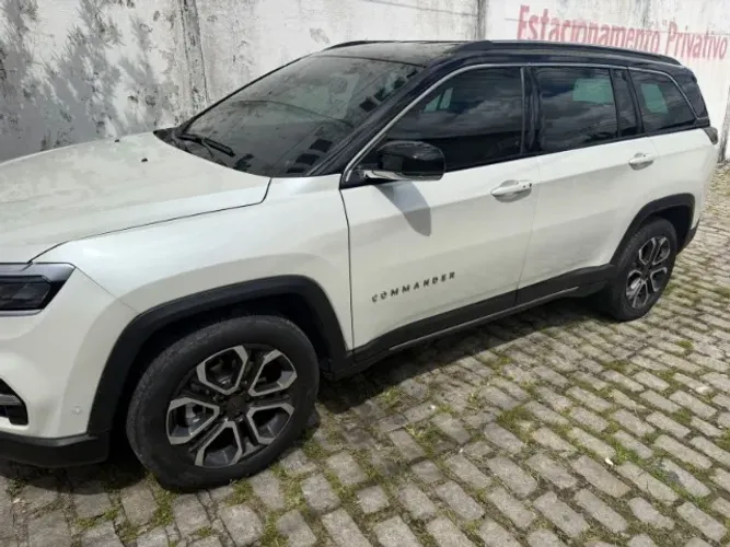 Jeep Commander Limited T270 1.3 TB Flex AUT 2023