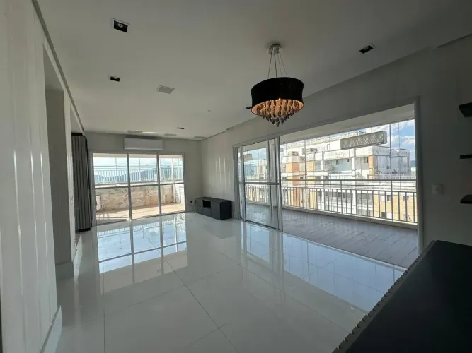Lindo apartamento duplex em bairro nobre para venda