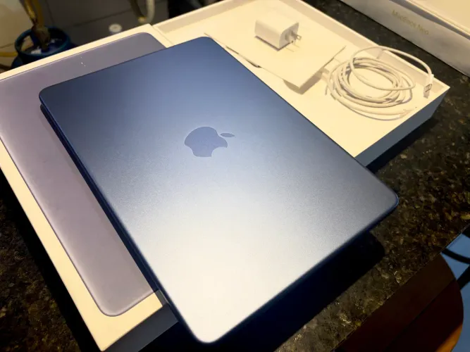 MacBook Neo ( ativado 22 agosto)