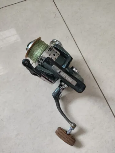 Molinete Albatroz Falcon 3000