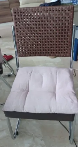 Vendo mesa de Jantar 6 lugares